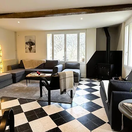 Sarraude بيت للعطل *