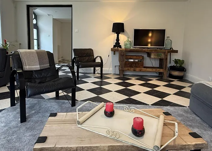 Sarraude بيت للعطل